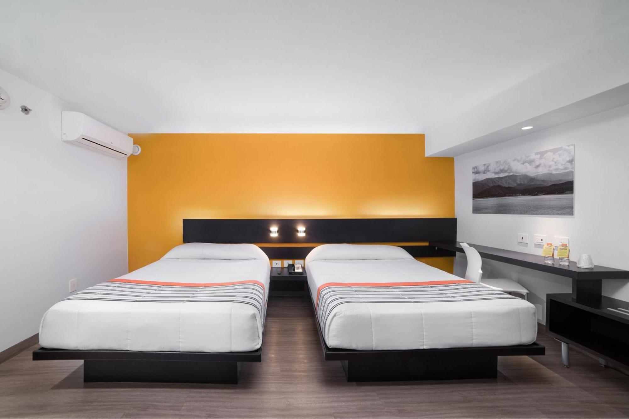 City Express Junior By Marriott Ciudad De Mexico Sullivan Eksteriør bilde