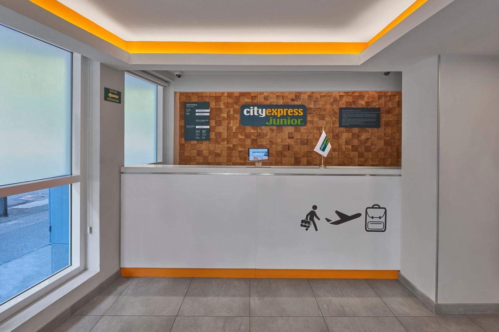 City Express Junior By Marriott Ciudad De Mexico Sullivan Eksteriør bilde